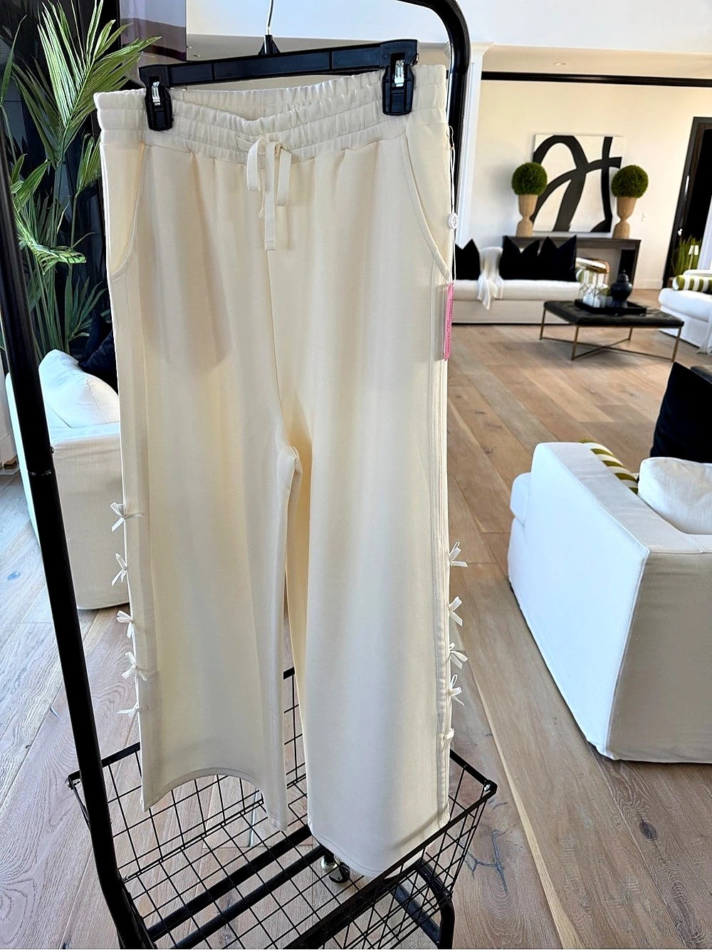 Simply Southern Bow Tie Lounge Pant Cream Straight Leg Pants Large NWT